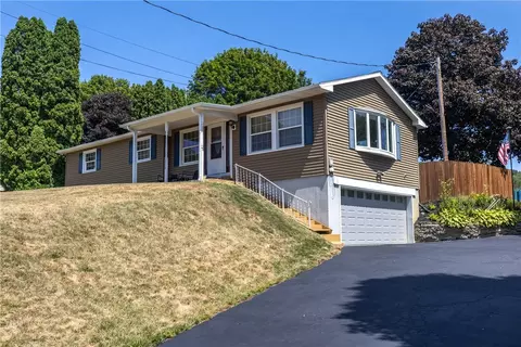 Exterior - 6858 Lakeview Ter, Bath, NY 14810 photo 2 of 10