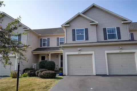 6275 Mallard Pt, Farmington, NY 14425