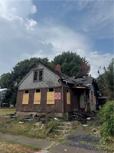 32 Laforce St, Rochester, NY 14621