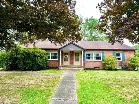 17-19 Owen St, Corning, NY 14830