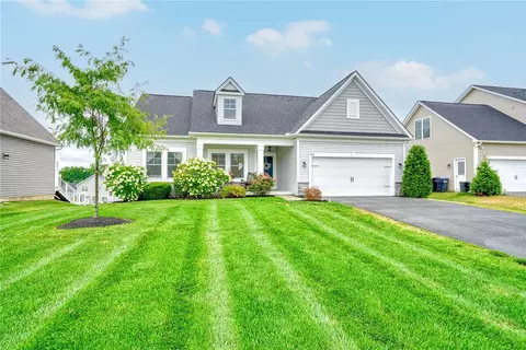 114 Hidden Vw, West Henrietta, NY 14586