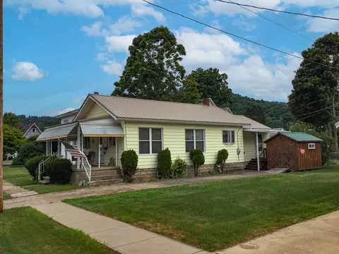36 S Pine St, Port Allegany, PA 16743