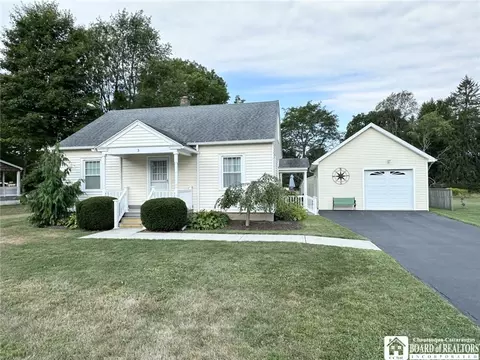 3 N Meadow Ln, Carroll, NY 14738