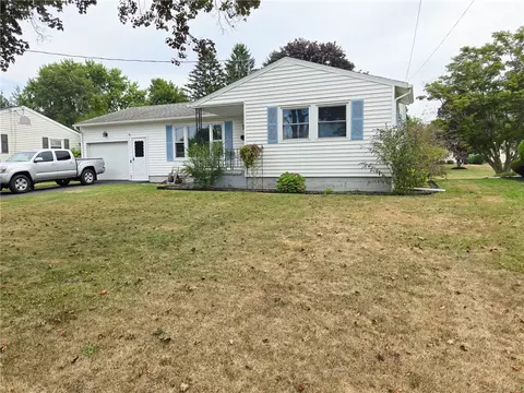 112 Grove St Ext, Auburn, NY 13021