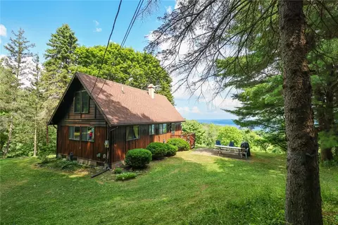 5858 Eagles Nest Dr, South Bristol, NY 14512