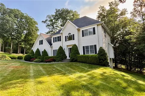 41 S Oakwood Dr, Erwin, NY 14870