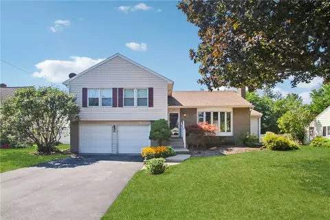 55 Mcguire Rd, Greece, NY 14616