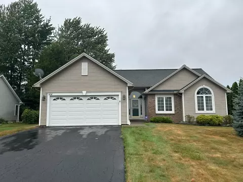 144 Dove Tree Ln, Greece, NY 14626