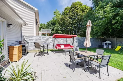 326 Knapp Ave, Irondequoit, NY 14609 photo 25