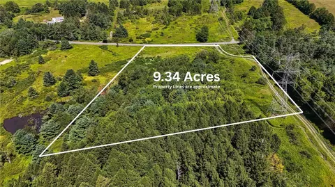 6 County Highway 12, Laurens, NY 13796