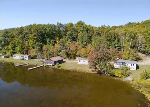 3156 Koziatek Rd, Orange, NY 14815
