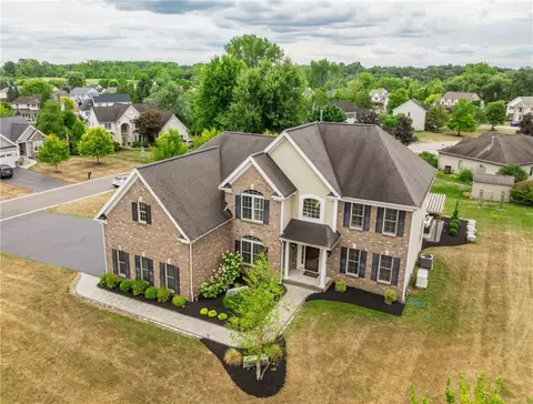 1 Cali Rdg, Fairport, NY 14450
