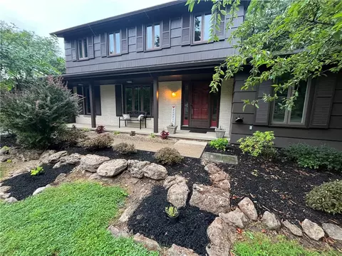 123 Timber Brook Ln, Penfield, NY 14526