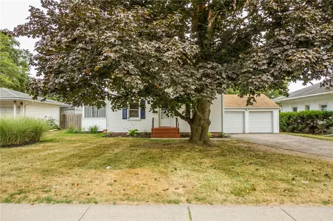 2862 Culver Rd, Irondequoit, NY 14622 photo 2
