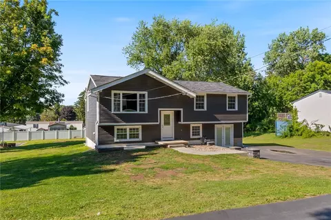 6029 Ridge Rd, Williamson, NY 14589