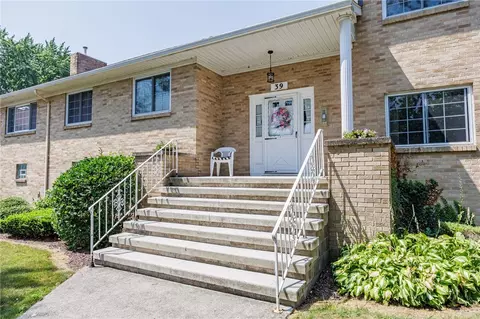 39 C Veldor Park, Greece, NY 14612