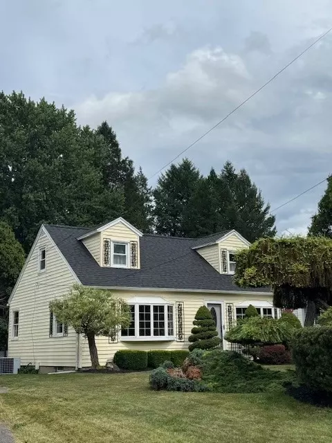 105 Skyview Ter, Syracuse, NY 13219