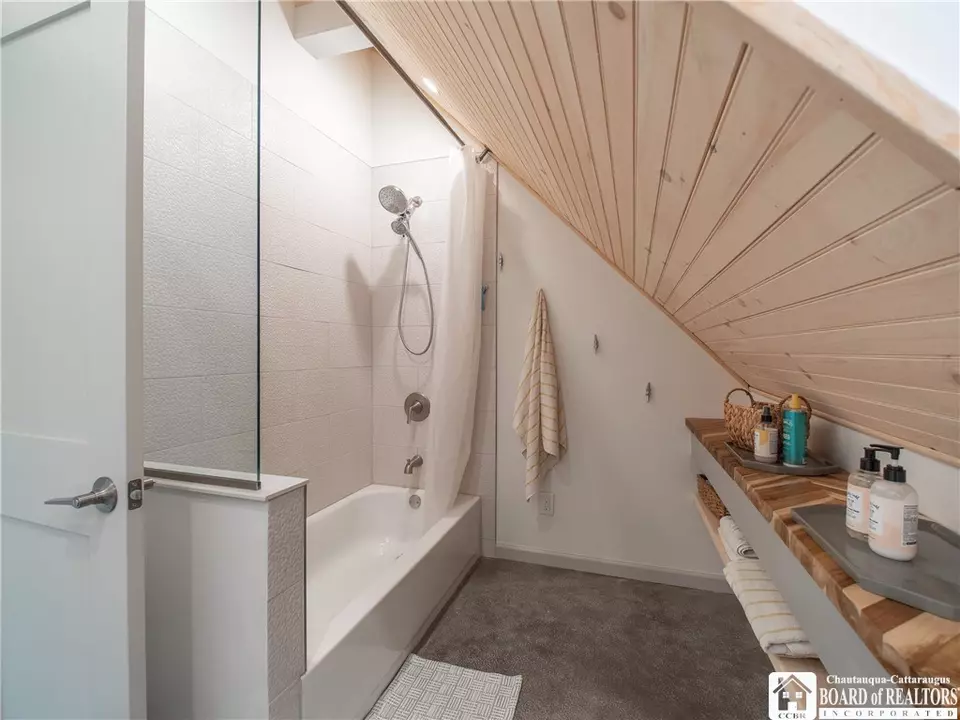 Bath - 2868 West Ave, Ellery, NY 14742 photo 3 of 4