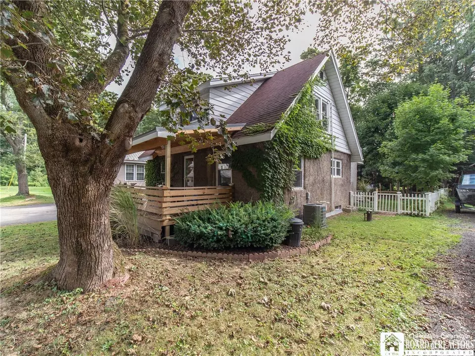 Exterior - 2868 West Ave, Ellery, NY 14742 photo 4 of 8