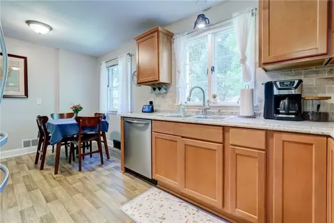 Kitchen - 276 Zuber Rd, Irondequoit, NY 14622 photo 2 of 2