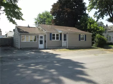 2793 Dewey Ave, Greece, NY 14616