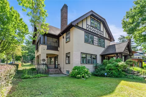 267-269 Seneca Pkwy, Rochester, NY 14613