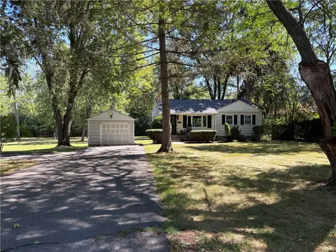 134 Cayuga St, Seneca Falls, NY 13148