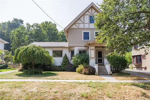 16 Potter Pl, Perinton, NY 14450