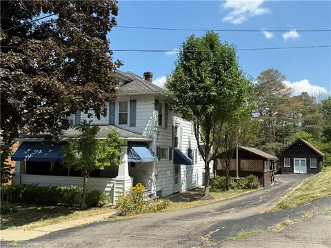 71 Oxford St, Bradford, PA 16701