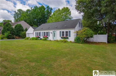 8 Stoneman Ave, Busti, NY 14750