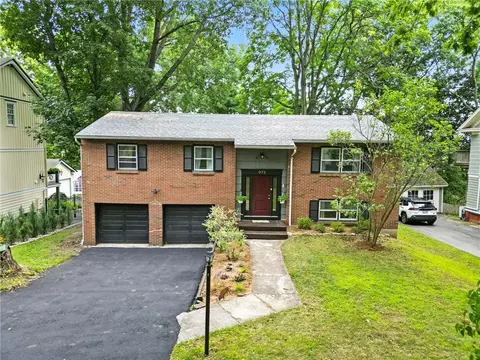 975 Highland Ave, Brighton, NY 14620
