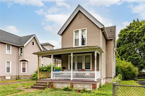 86 Grand Ave, Rochester, NY 14609