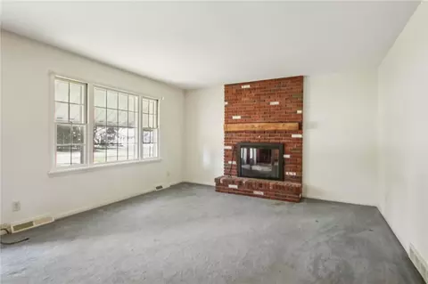 340 Washington Ave, Irondequoit, NY 14617 photo 7