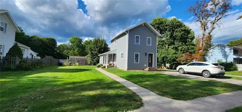 81 Irving St, Lockport, NY 14094