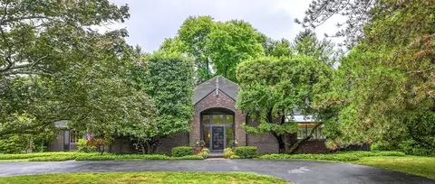 50 Whitestone Ln, Rochester, NY 14618