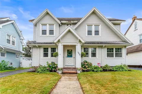 593 Laurelton Rd, Irondequoit, NY 14609