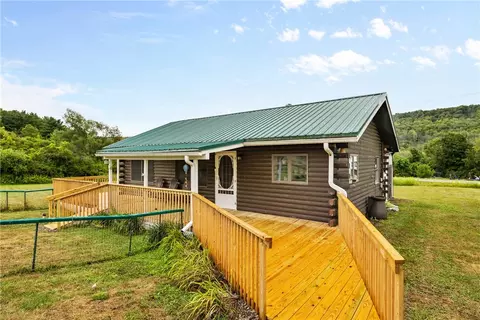 6808 Rossman Rd, Almond, NY 14804