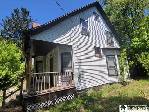 206 Fulton St, Jamestown, NY 14701