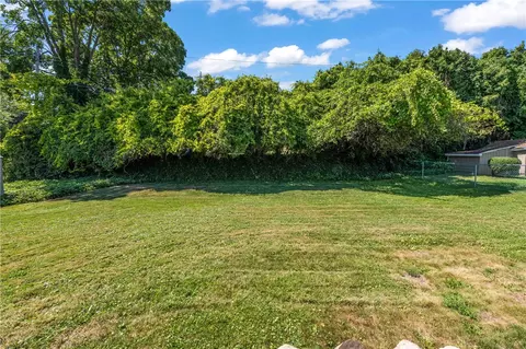 Exterior - 155 Dorington Rd, Irondequoit, NY 14609 photo 15 of 17