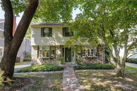 77 Eastland Ave, Rochester, NY 14618