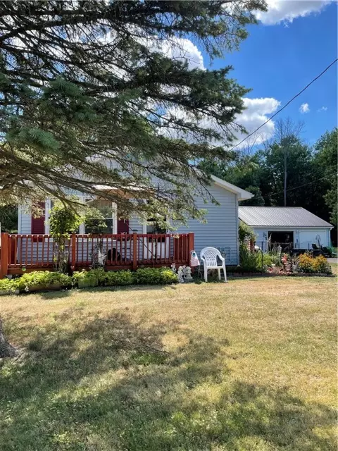 214 Linwood Ave, Gaines, NY 14411