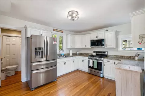 Kitchen - 5372 E Lake Rd, Conesus, NY 14435 photo 1 of 3