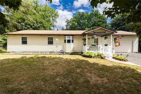 2026 Maple Ave, Palmyra, NY 14522