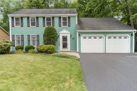 8815 Wandering Way, Lysander, NY 13027