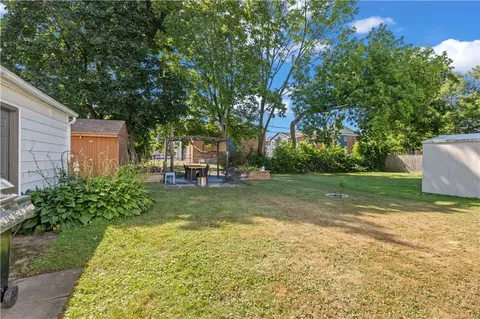101 Walnut Park, Irondequoit, NY 14622 photo 24