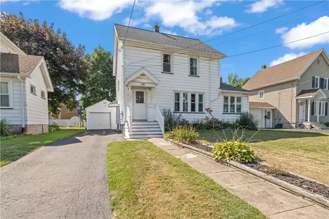 101 Walnut Park, Irondequoit, NY 14622 photo 2