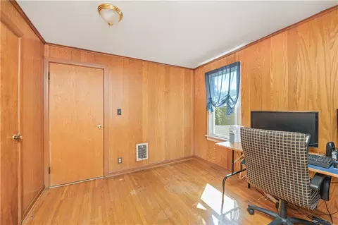 101 Walnut Park, Irondequoit, NY 14622 photo 19