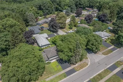 7 Rick Edge Cir, Irondequoit, NY 14609 photo 30