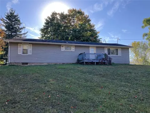 5255 Holley Byron Rd, Holley, NY 14470