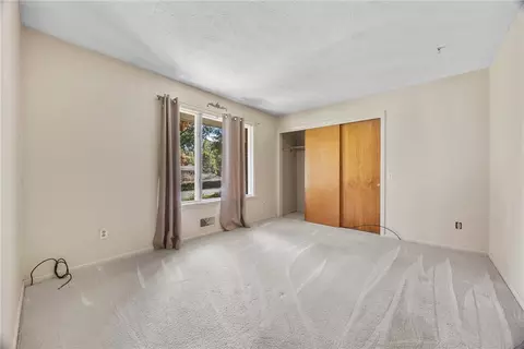 Bedroom - 689 Maple Dr, Webster, NY 14580 photo 3 of 4